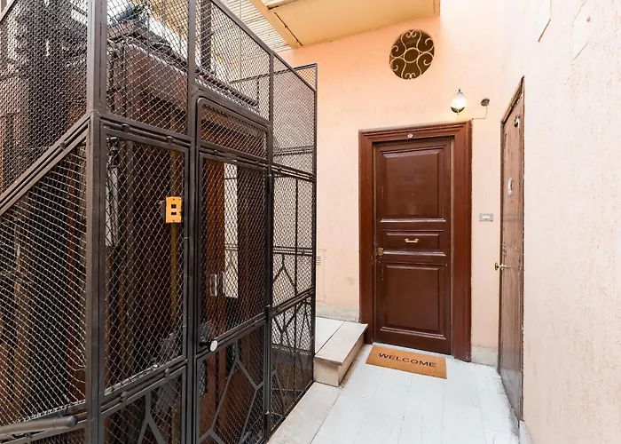 Repubblica Exclusive Apartment
